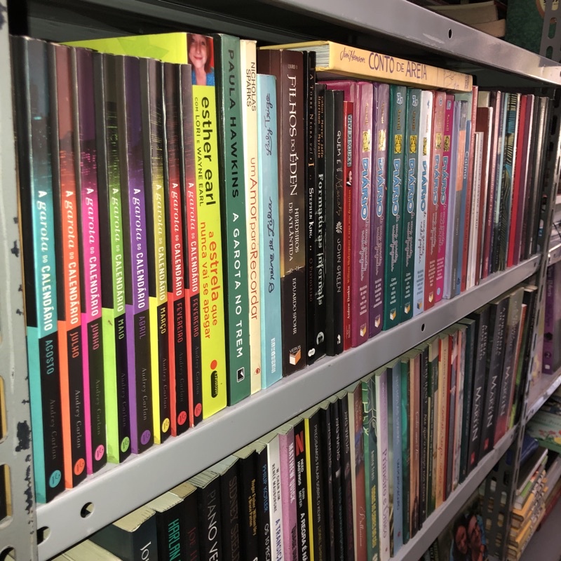 Desapego de Livros Diversos Sebo