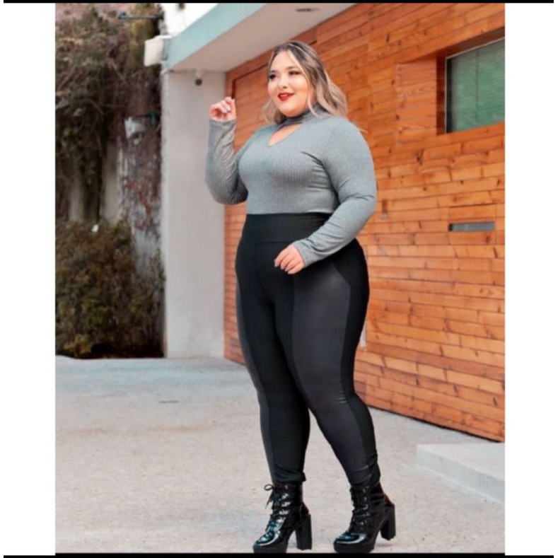 Legging Plus Size Forrada Legues Montaria Detalhes Cirre