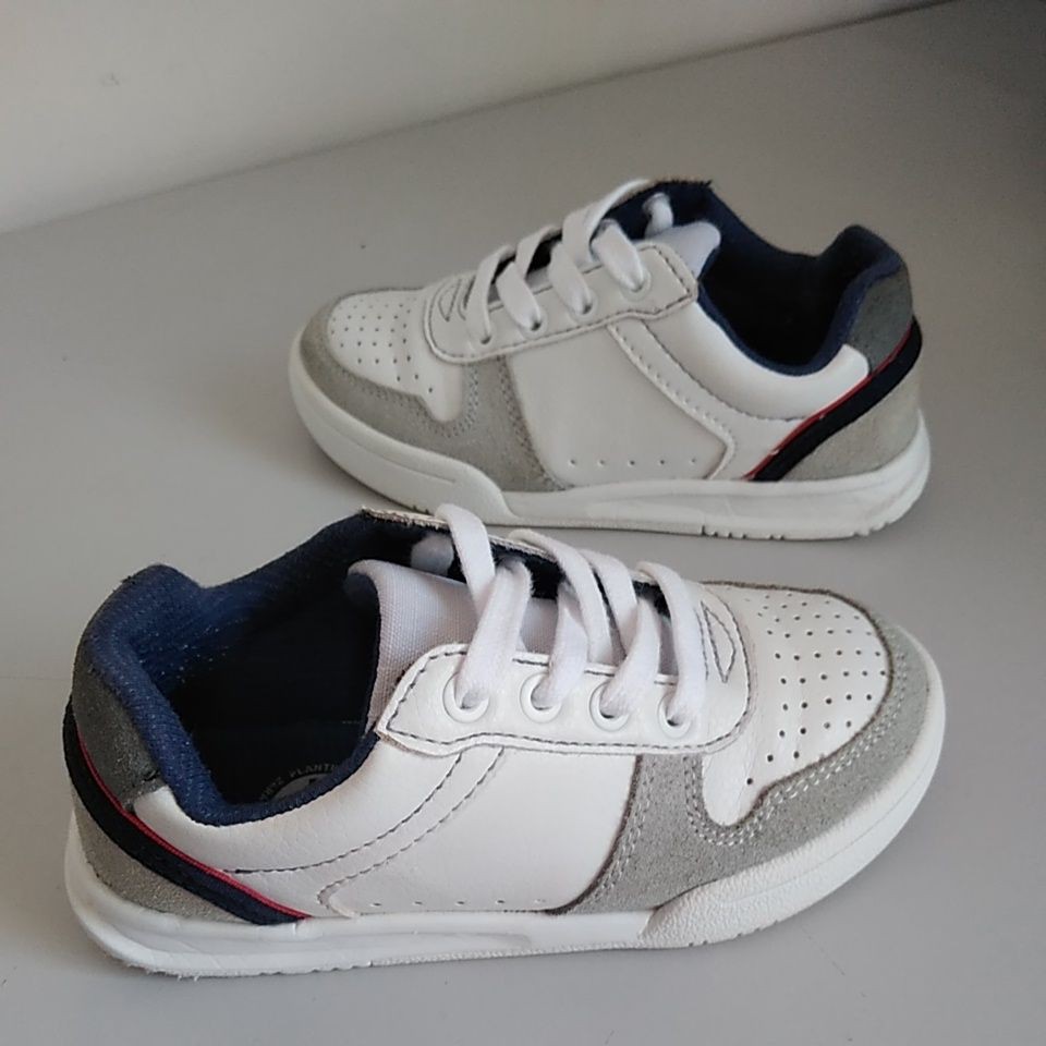 Tenis store infantil zara