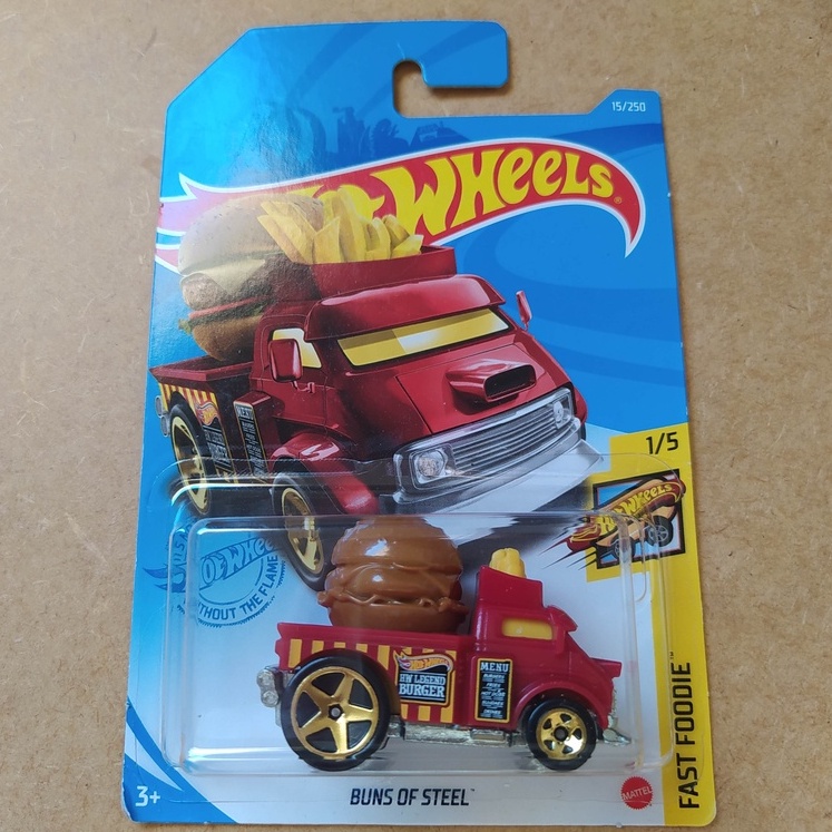 Hot Wheels Buns Of Steel 15/250 - Fast Foodie Series 1:64 Diecast Car (Red)
