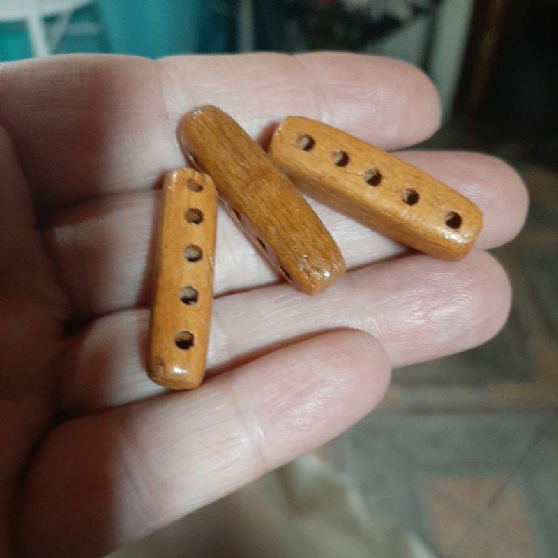 Passador entremeio Engate de madeira para bijus e artesanato kit com 20 unid