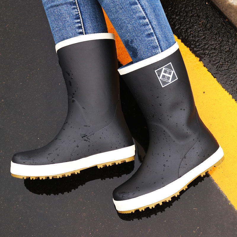 Botas de chuva antiderrapantes Botas de chuva Mid-top Botas de chuva Mid-top Homens Botas de chuva Mid-top Botas de chuva Anti-derrapante Botas de chuva Fashion Rain Boots Homens Primavera Verão Verão Exterior Botas de chuva Homens Mulheres Mid-top Flat W