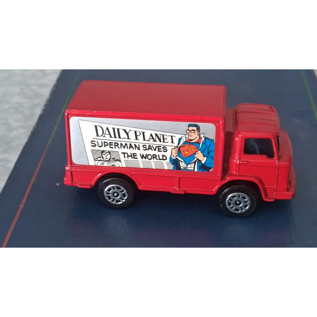 CORGI CAMINHÃO - TRUCK SUPERMAN DAILY PLANET - ESCALA 1/64 - LOOSE