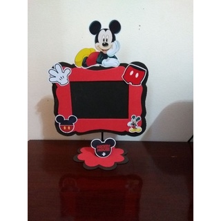 15 Centro de mesa com porta retrato Mickey