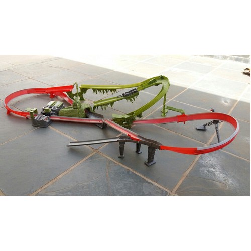 Pista Hotwheels Acceleracers Monstro Do Pantano