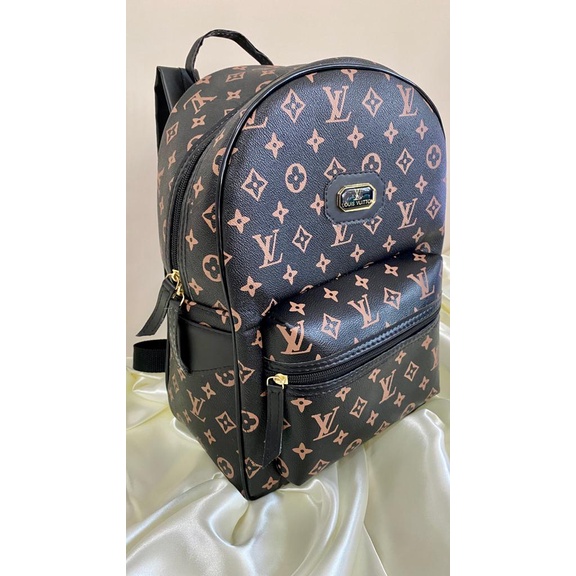 Mochila Louis Vuitton Bolsa Yves Saint Laurent, mochila, bagagem Sacos,  mochila, moda png