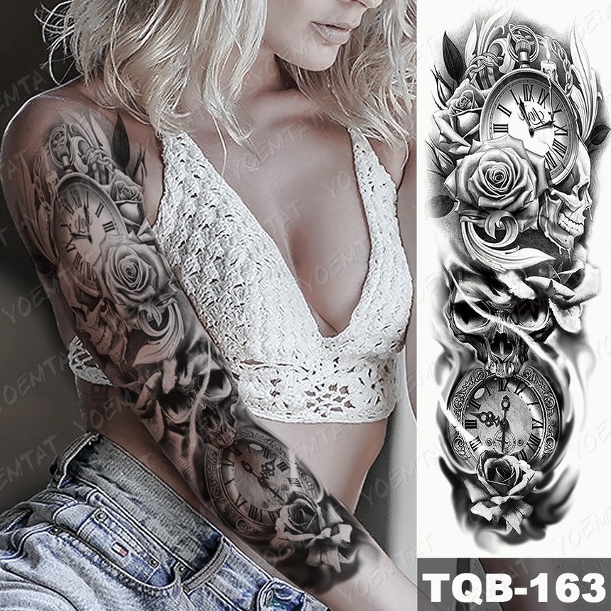 tatuagens de rosas no pulso para mulheres