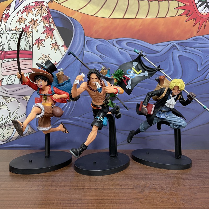 Boneco One Piece The Grandline Luffy Zoro Kanji Trafalgar Law Land