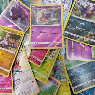 60 cartas Pokemon Brilhantes Originais para coleção Usadas ou com marcas
