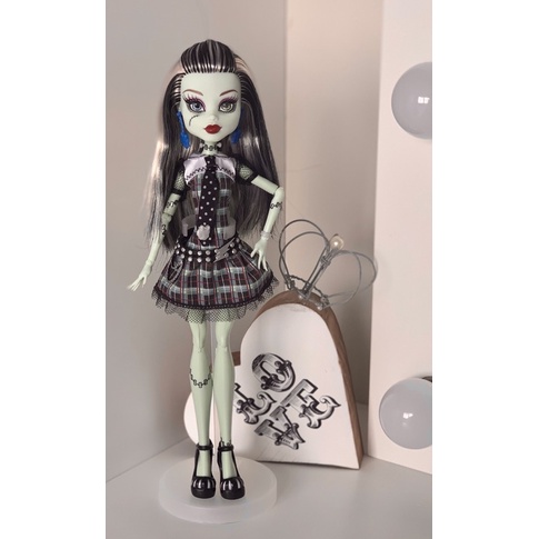 Boneca Monster High Frankie Stein - Wave 1 (ler Descrição)