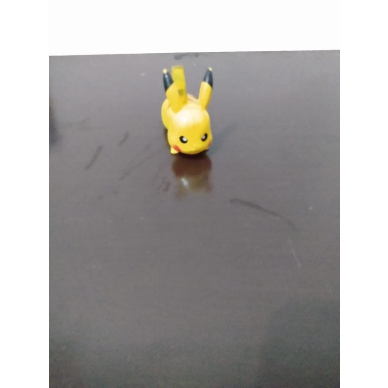 Livro Pokemon - Guia de Personagens + de 130 Pokemon Pikachu Dragonite Poke  Bolas entre outros