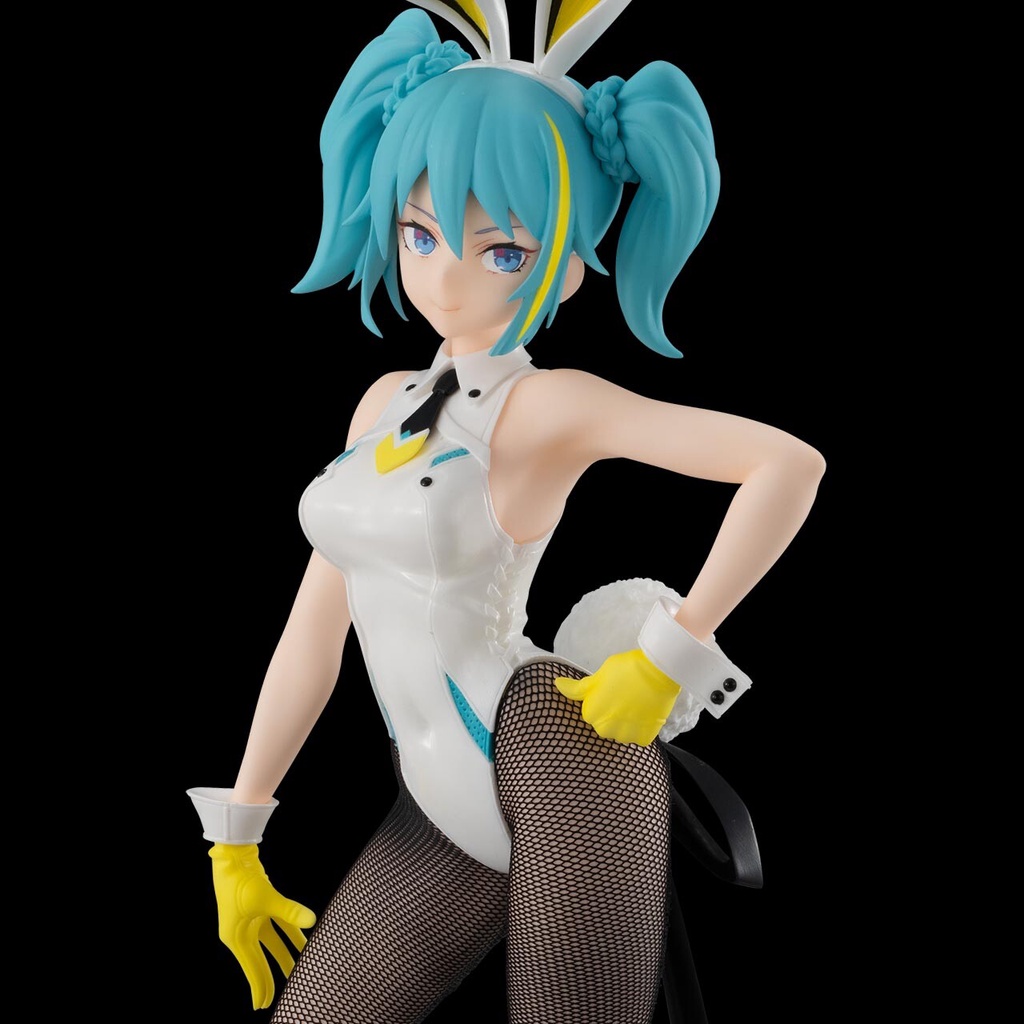 Hatsune Miku Bicute Bunnies Figure Street Ver. Furyu | Shopee Brasil