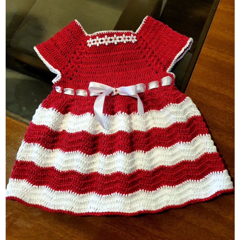 Vestido de croche infantil vermelho hot sale e branco