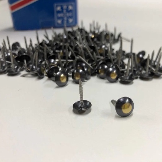 Tacha/Percevejo para decoração de estofados (embalagem com 100 tachinhas)