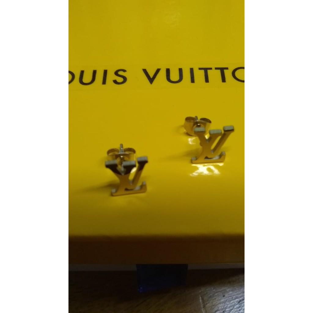 Promoção *** Brinco Louis Vuitton Brinco Lv Aço Dourado