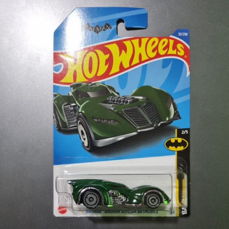 Carrinho Hot Wheels Batmobile Arkham Asylum Batman 2022 em Promoção na  Americanas