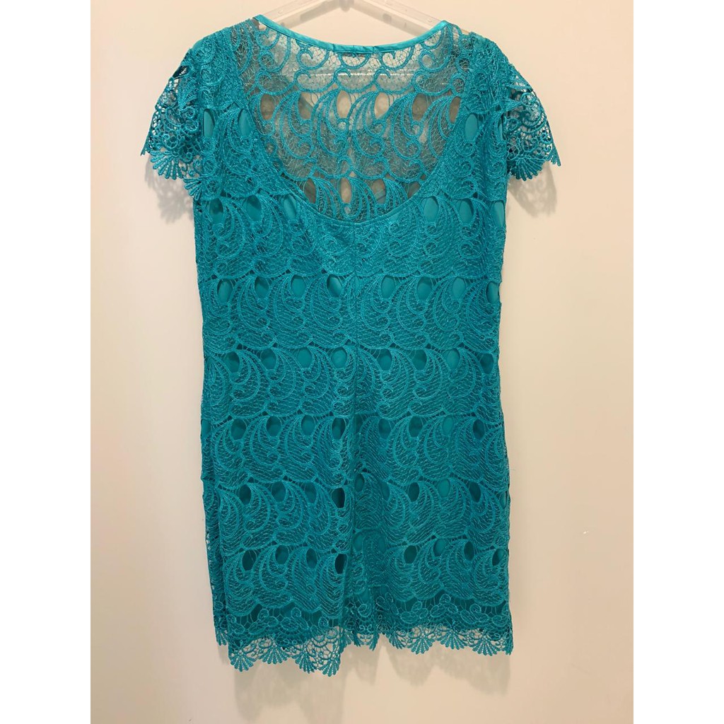 Vestido de best sale renda azul turquesa