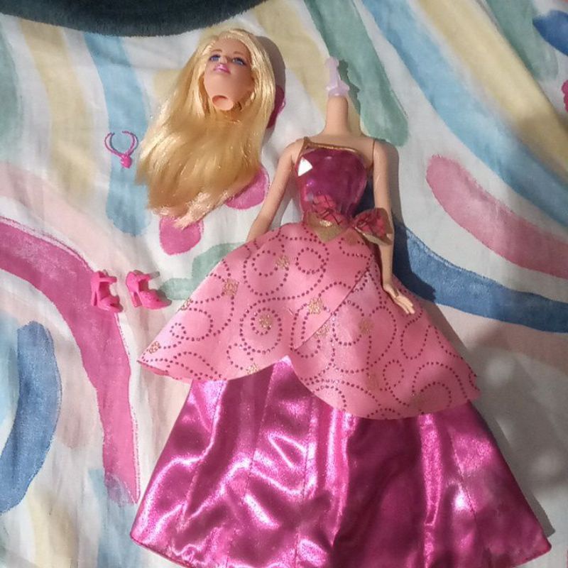 Barbie - Escola de princesas - Blair - Artigos infantis - Vale das