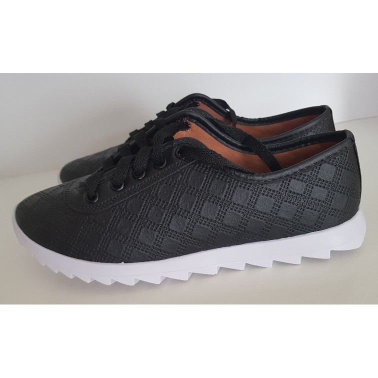 Tenis preto fosco store feminino