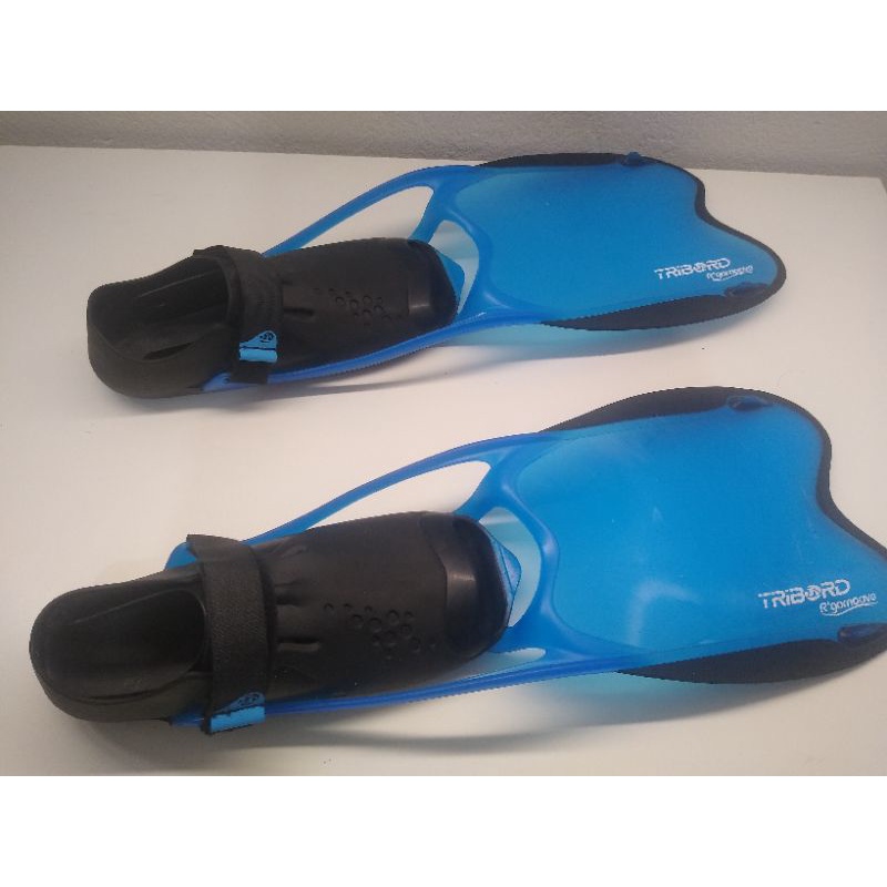 Nadadeira: Guia Completo e Onde Comprar | BuscaProdutos