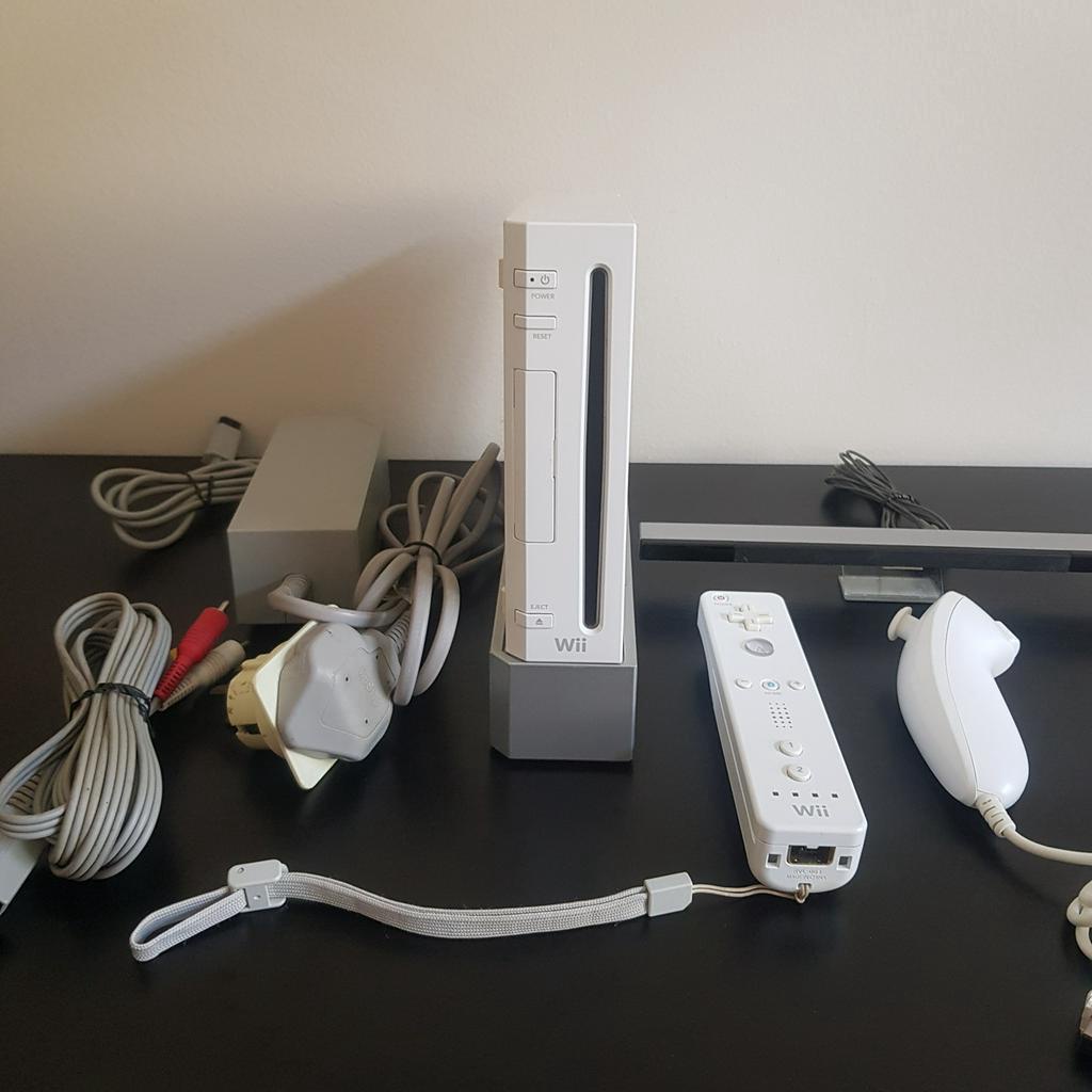 Nintendo Wii Destravado C/ Hd 222 Jogos (wii) + Emuladores