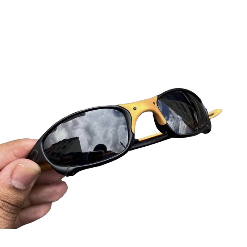 Óculos de sol Juliet 24K dourada