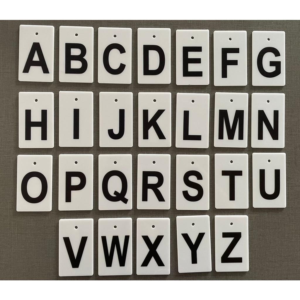 Placa com Letras do Alfabeto Confeccionada em Acrílico com impressão Digital - Não é adesivo ( Qualidade Superior )