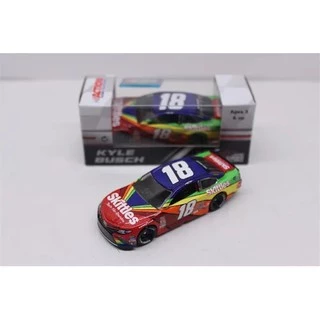 Nascar 1/64 #18 Kyle Busch Toyota Skittles Darlington 2018