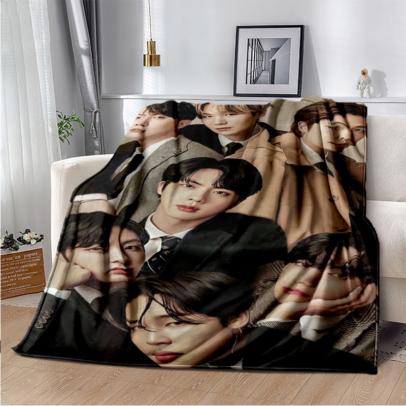 BTS Ultra Macio Peso Leve Cobertor De Flanela Quente Coreano idol Bangtan Meninos Joga Cobertores Sofá Felpudo Para Viajar Camping