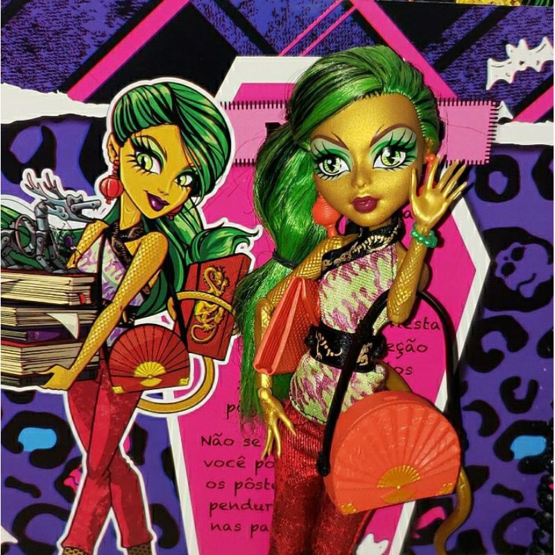 Boneca Monster High Jinafire Long Scaris - O Espaço Virtual do Colecionador