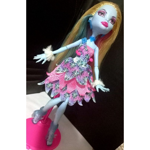 Monster High Abbey Bominable Doll Dot Dead Gorgeous Belt Brush