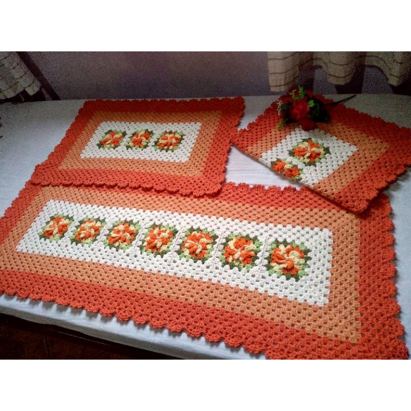 Jogo de Cozinha em Crochê com Flores 3 peças