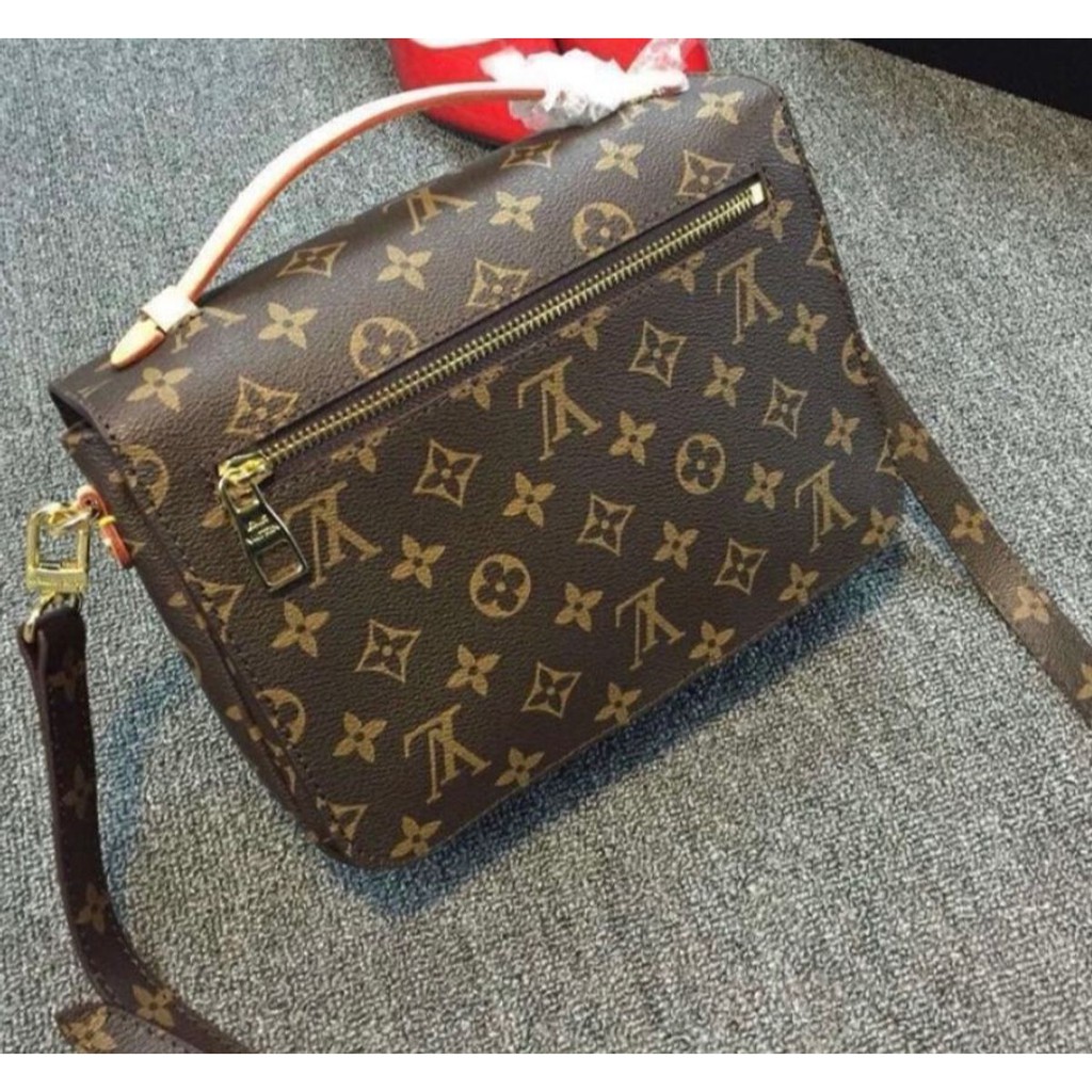 Bolsa feminina LV Metis monogram na marktub import