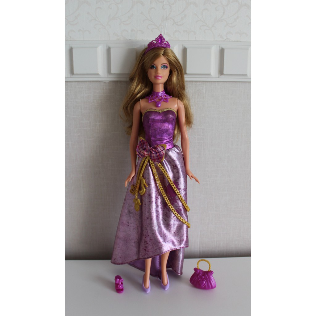 Barbie Escola de Princesas Delancy : : Brinquedos e Jogos