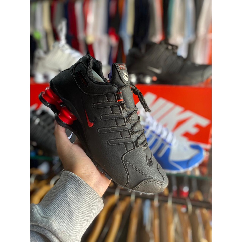 Tenis nike shox masculino preto hot sale e vermelho