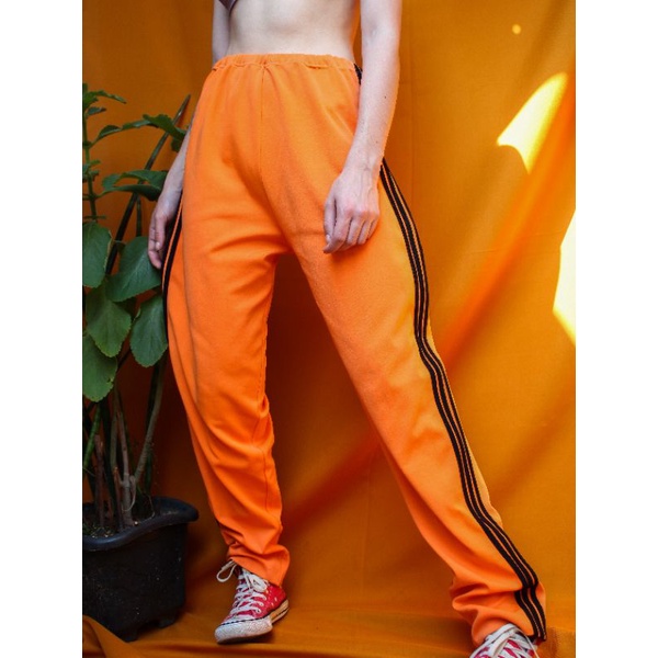 Calça laranja hot sale masculina