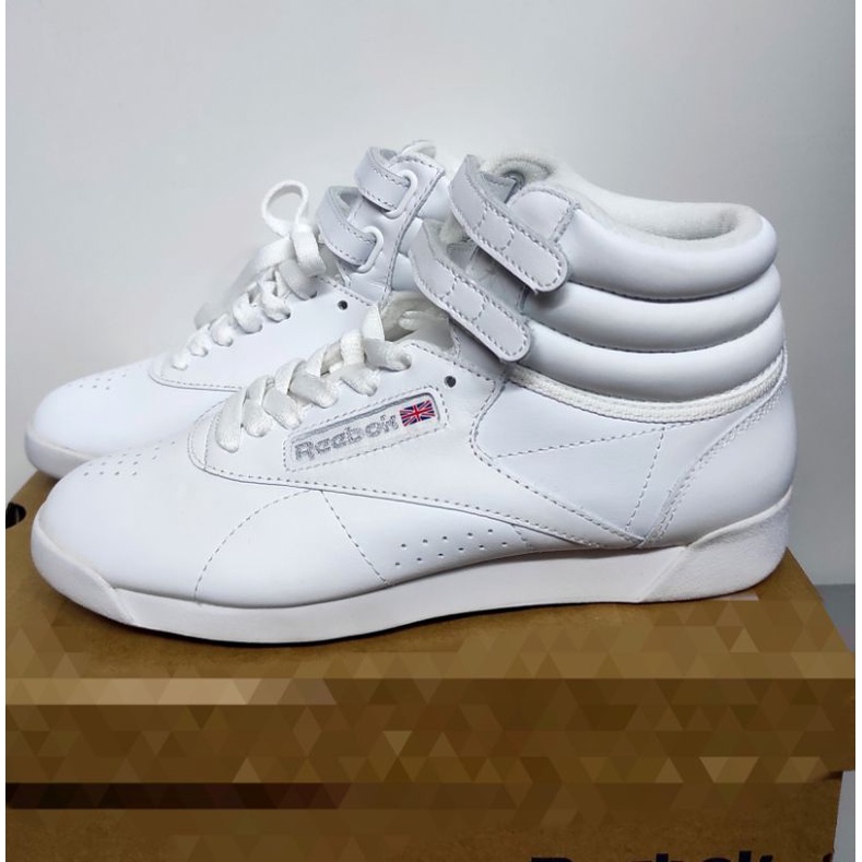 Botinha cheap reebok feminina