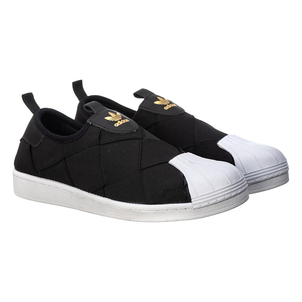 Slip on adidas hot sale preto e branco