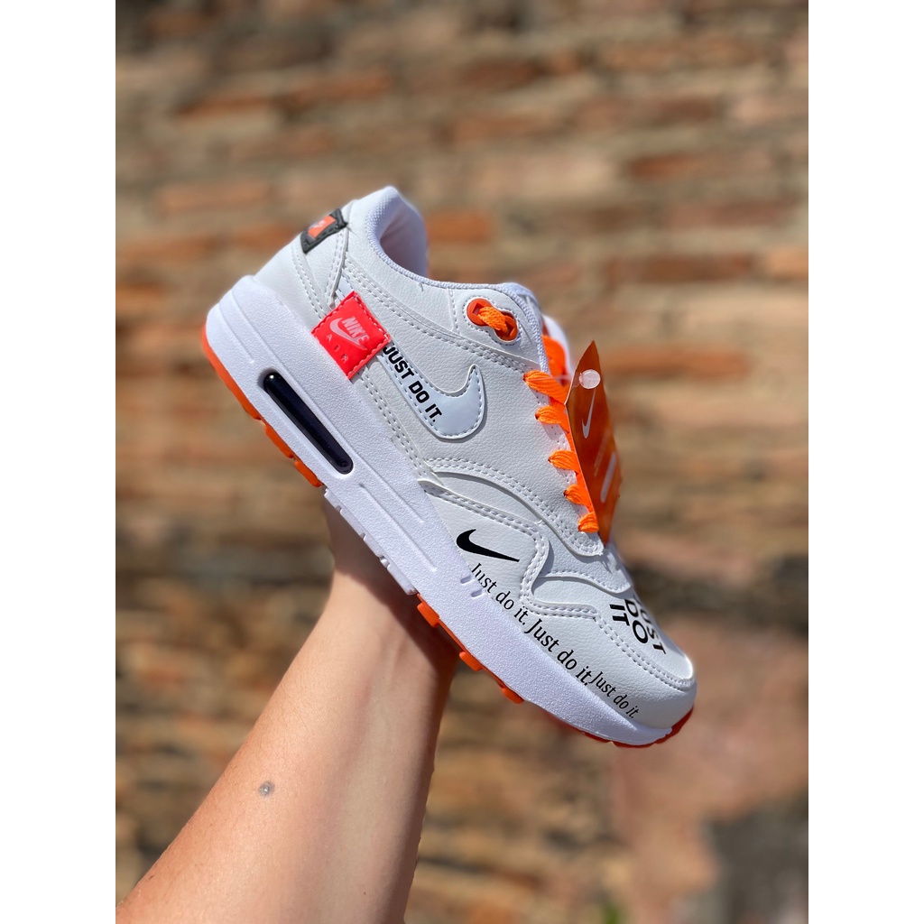 Nike air max 1 store se just do it white