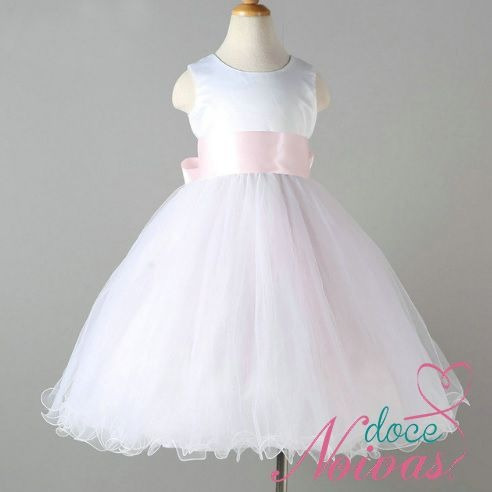 Vestido de daminha hot sale com laço rosa