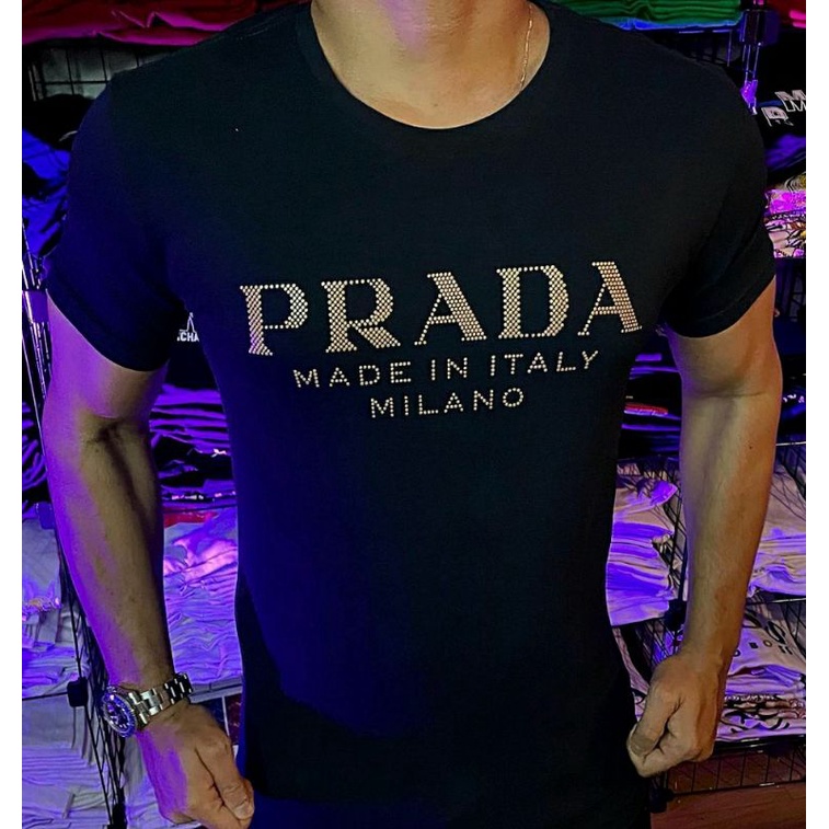 T-SHIRT QUALITY camiseta prada falso R$70,99 em