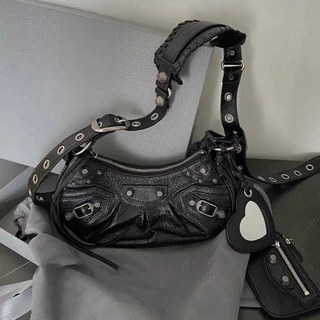 A.t.a Mulher locomotiva axila rebitada 3 em 1 lua plissada um ombro crossbody bolsa de mulher
