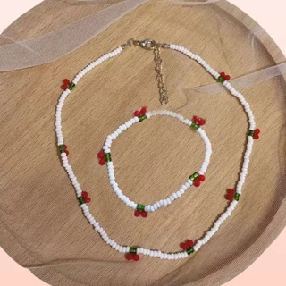 Conjunto Pulseira e Colar choker de miçanga com cereja aesthetic indie alternativo cereja