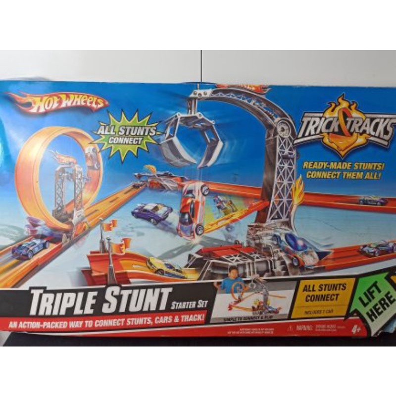 Hot wheels trick tracks cheap triple stunt starter set