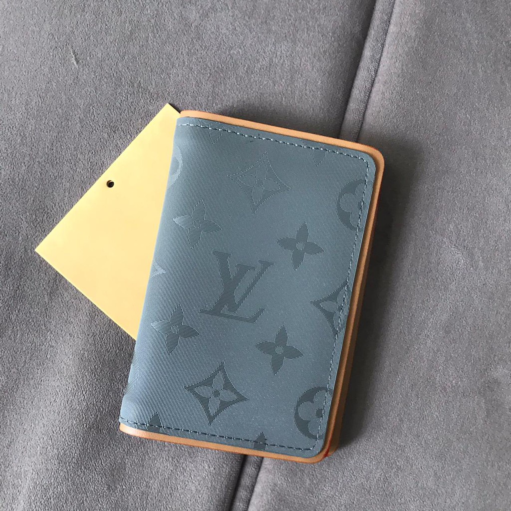 Porta Cartão Louis Vuitton Prata Couro - com Dust Bag