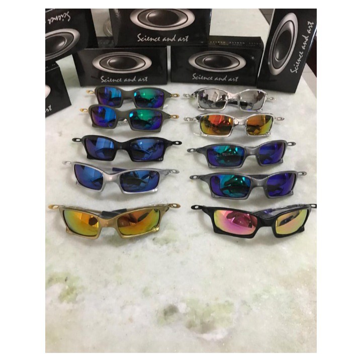 Preços baixos em Óculos de Sol Masculino Polarizado Oakley Juliet