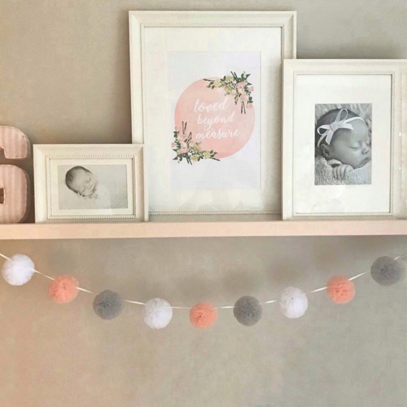 Varal de pompons para decoração de quarto infantil menina menino