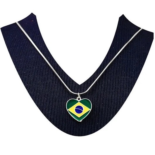 Colar Bandeira do Brasil de Coração Cariocando Acessórios