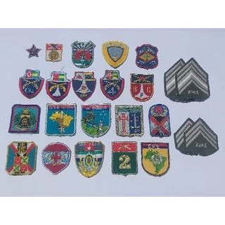 Lote com 20 Patch Antigo do Eb Exército Brasileiro e 2 divisas