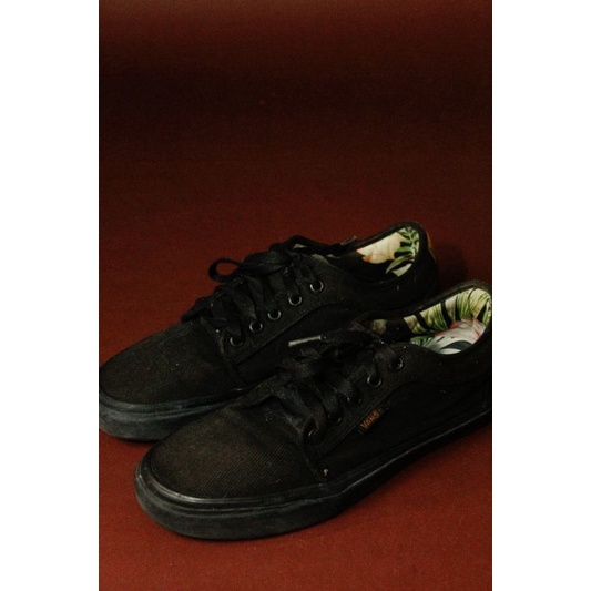 Vans chukka low clearance preto